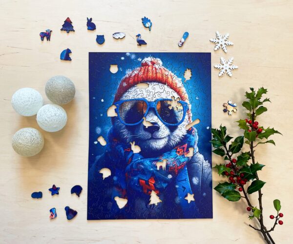 Wooden puzzle - Cold is cool - Crazy Panda Cezary - 316 el. - Image 4