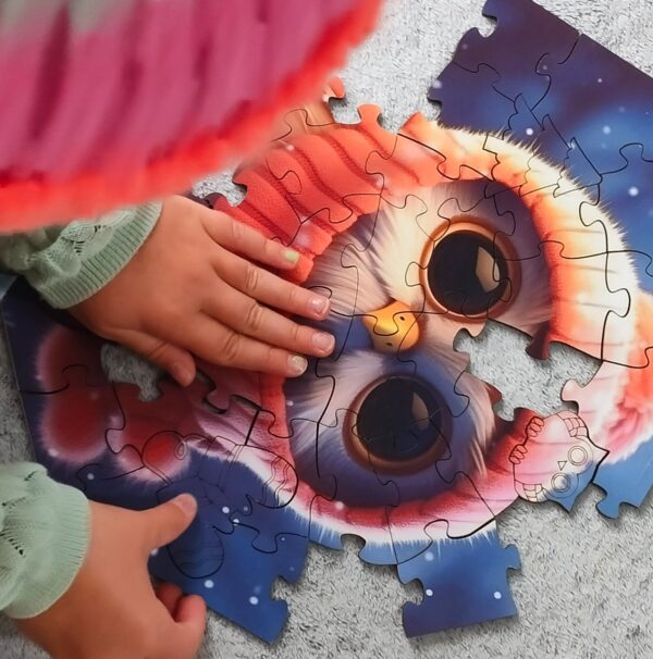 Puzzle drewniane - Hi, I'm little - Sowa Olivia - 46 el. - obrazek 10