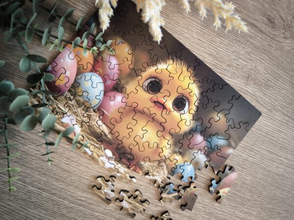 Drewniane Puzzle Milliwood – Celebrating – Wielkanocny Kurczaczek 20×14,8 50 el. - obrazek 10